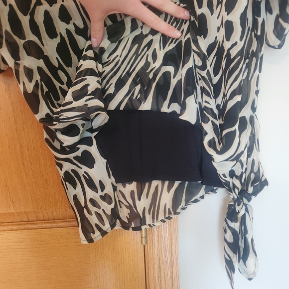 Dana Buchman Flowy Top - Picture 4 of 9